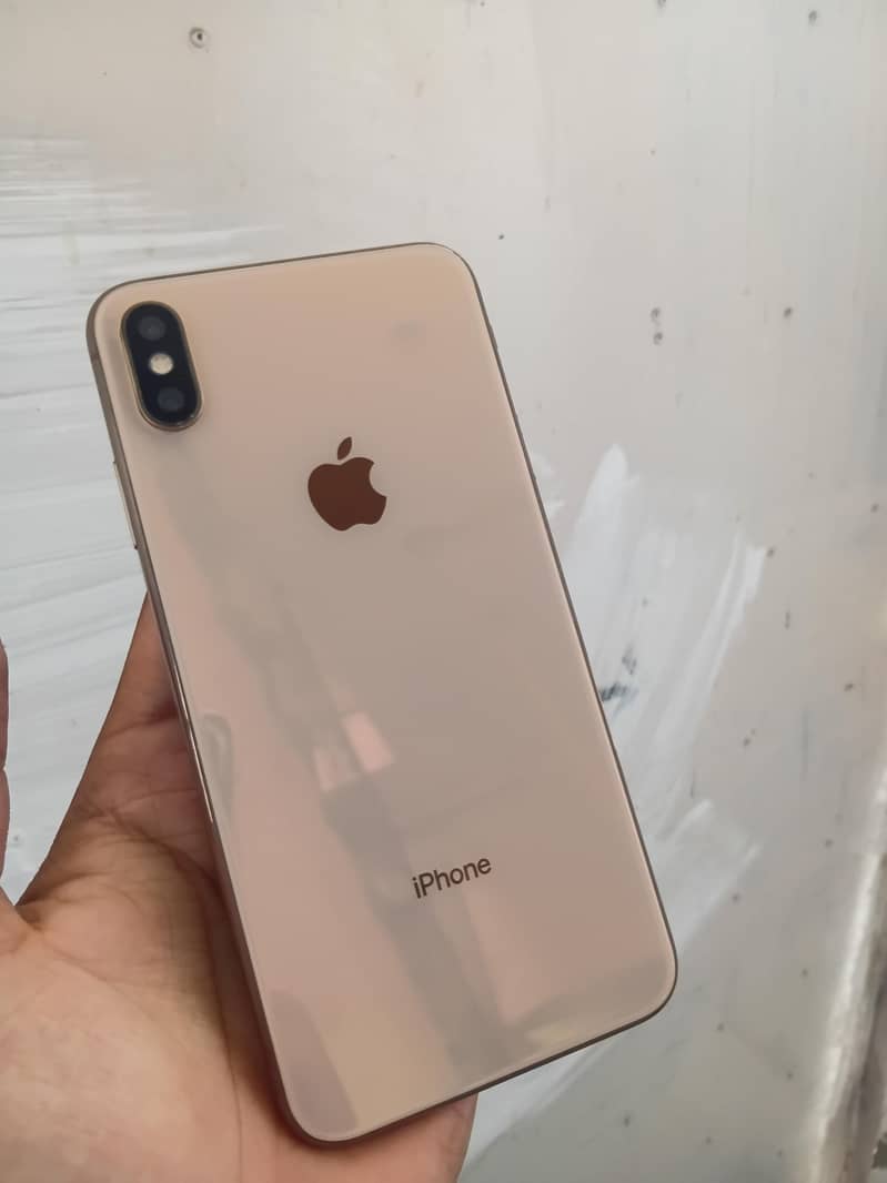 iPhone XS Max 0