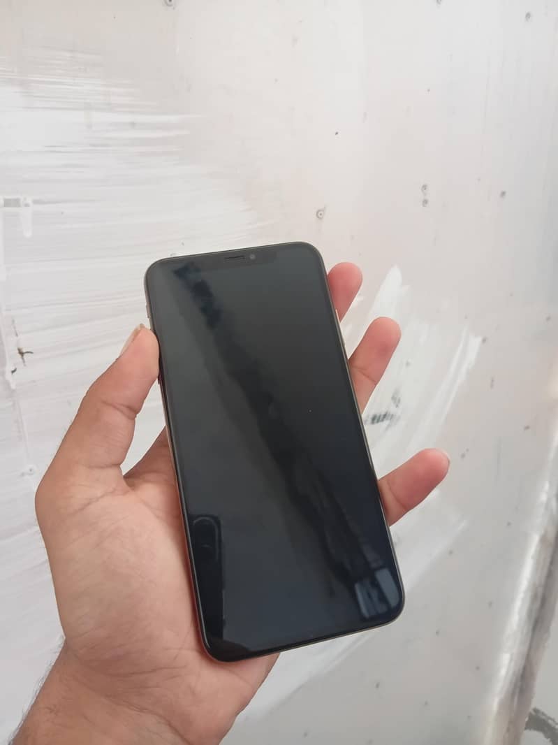 iPhone XS Max 2