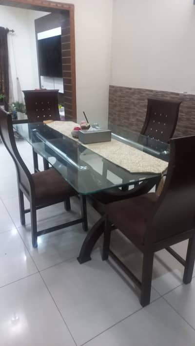 dinning table
