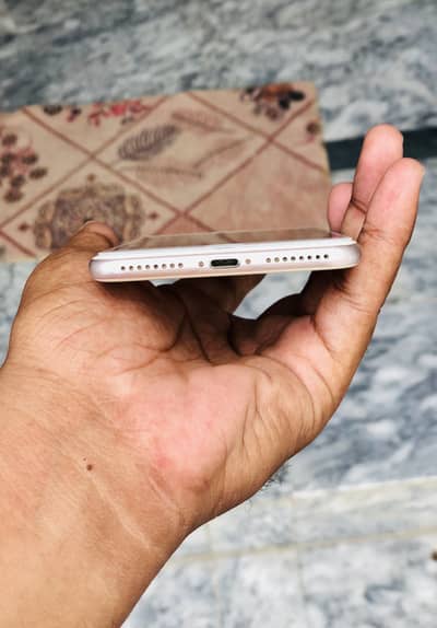 Apple iPhone 7 Plus