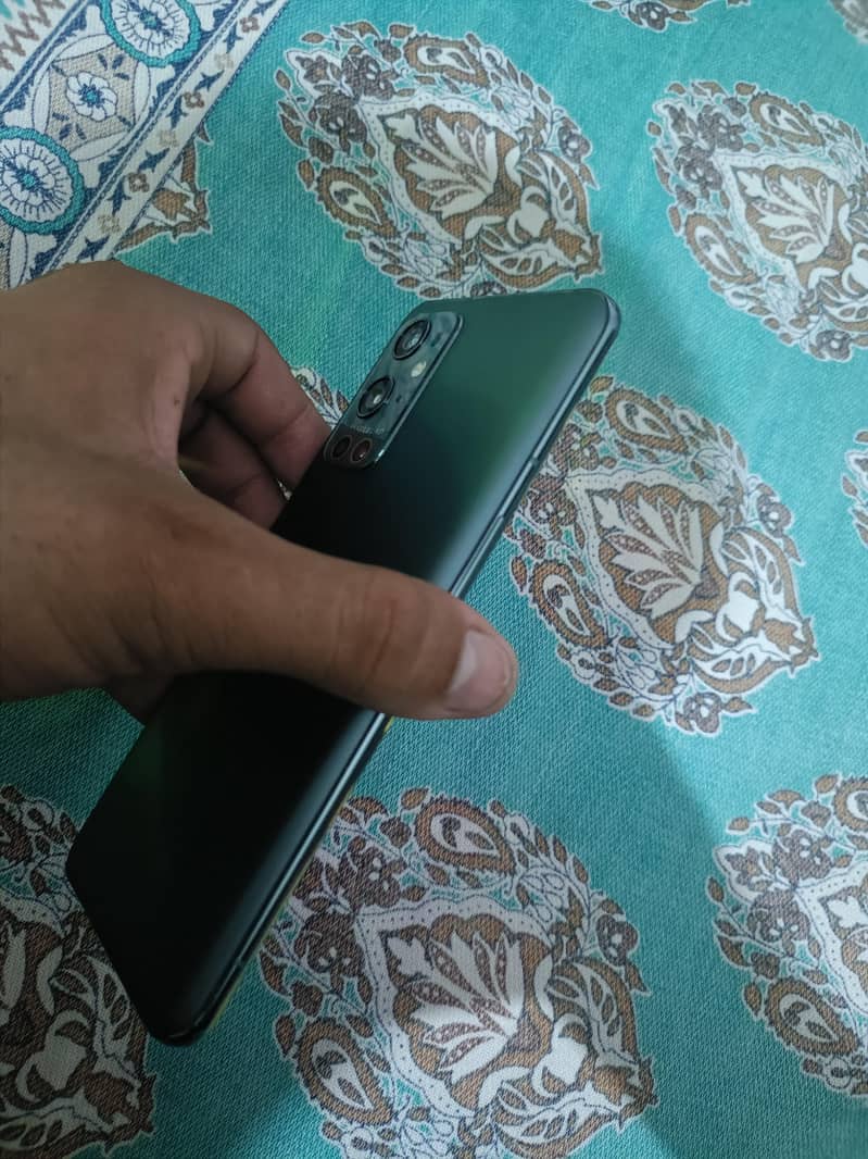 One Plus 9 Pro 3