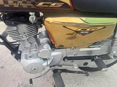 Honda 125 Gold Edition
