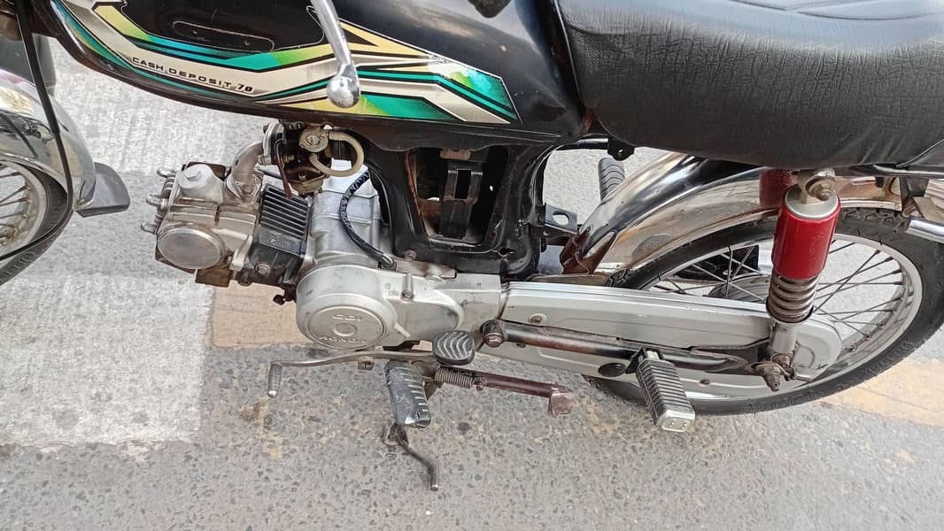 motorcycle 70cc 3