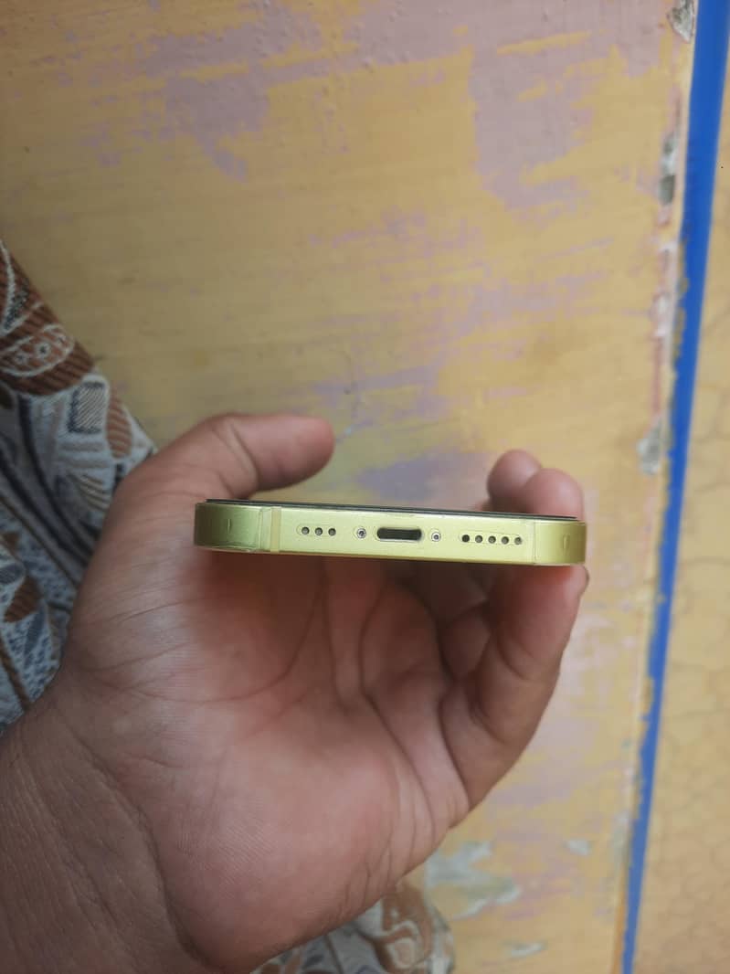 Apple iPhone 14 1