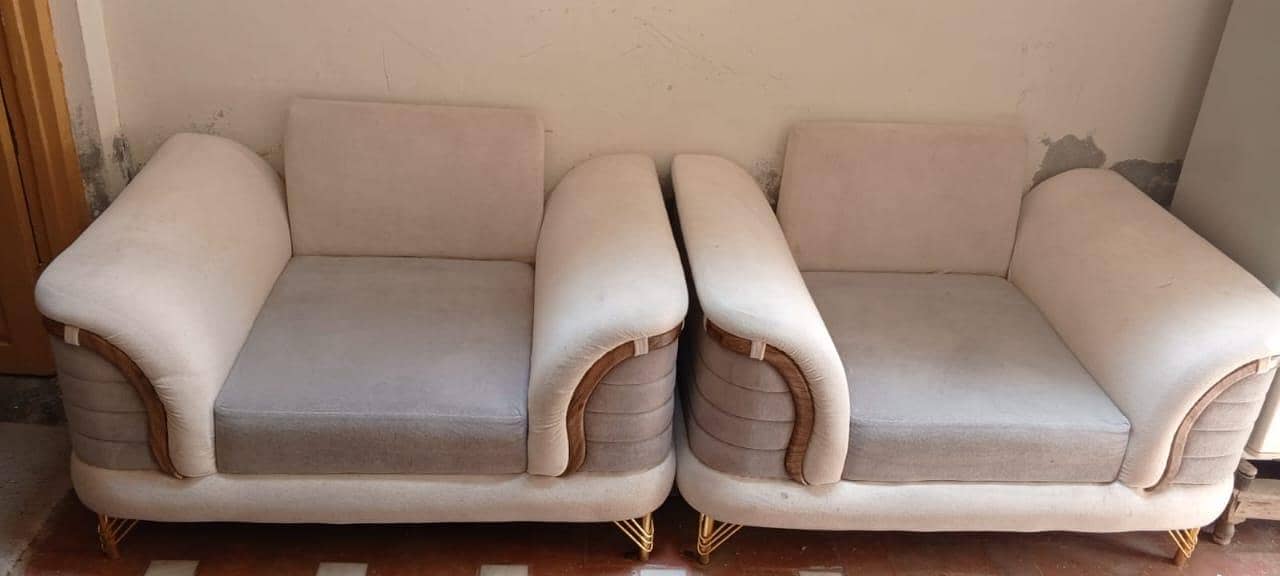 new condition sofas 2 3