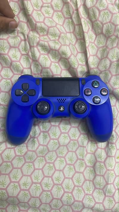 PS4 controller