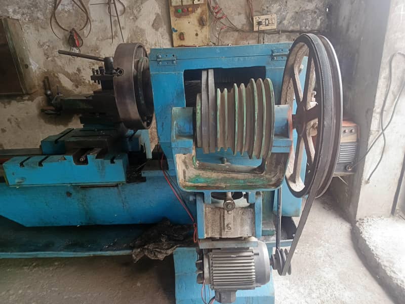 lathe machine 4