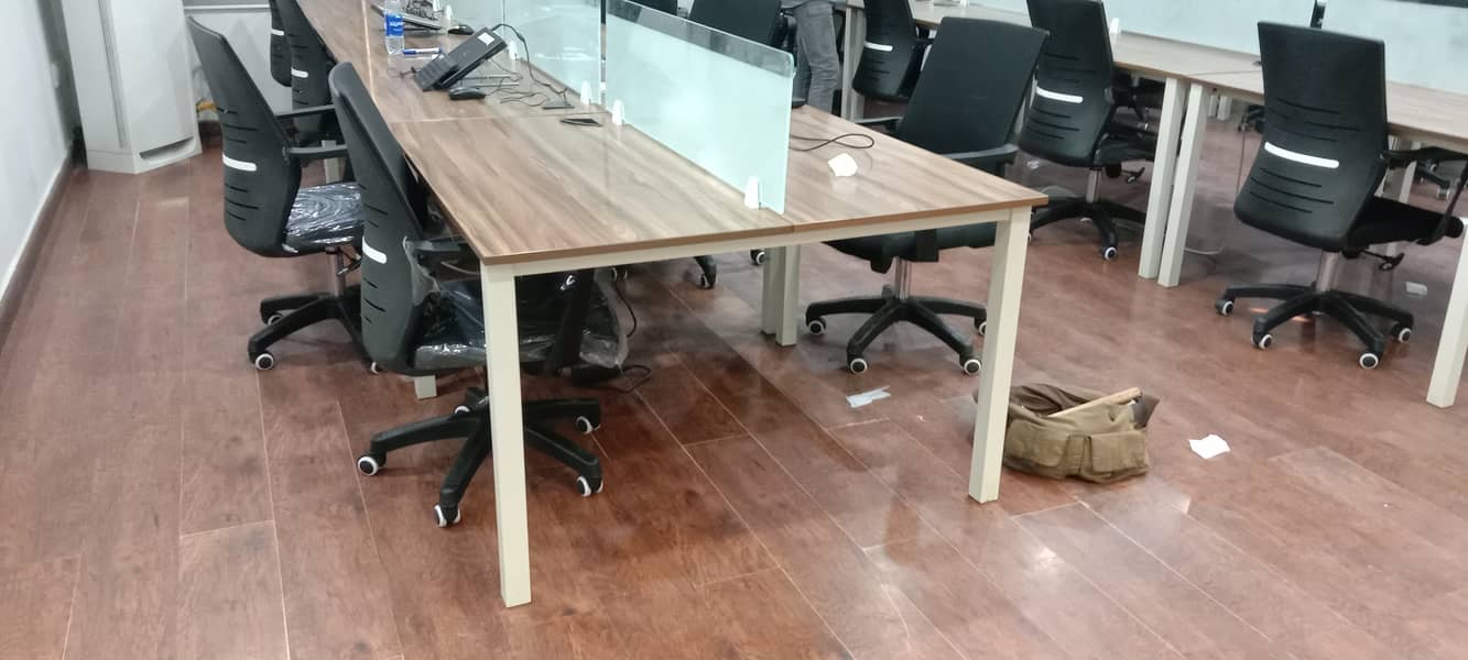 Workstation table 8