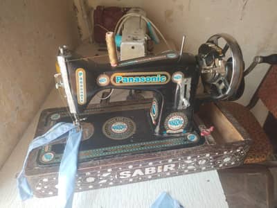 Panasonic Manual Sewing Machine with Sabir Wooden Box / Stand