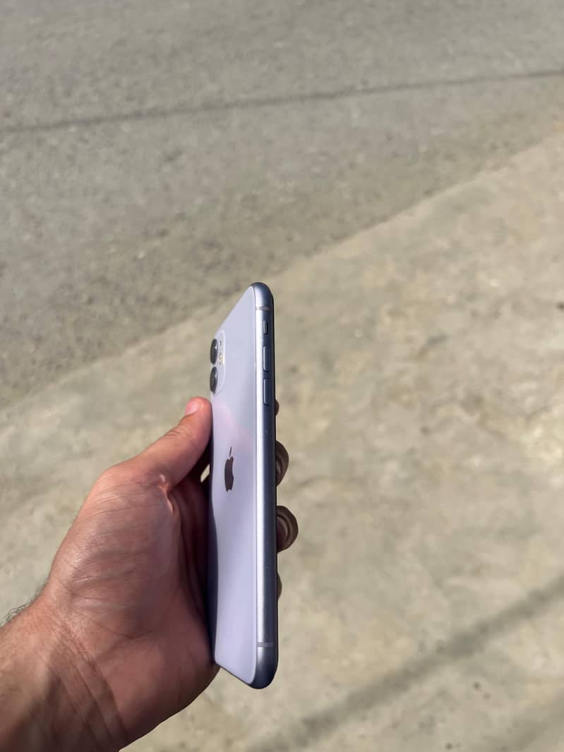 Apple iPhone 11 5