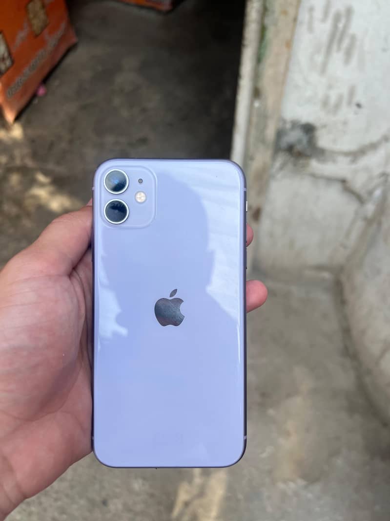 Apple iPhone 11 7
