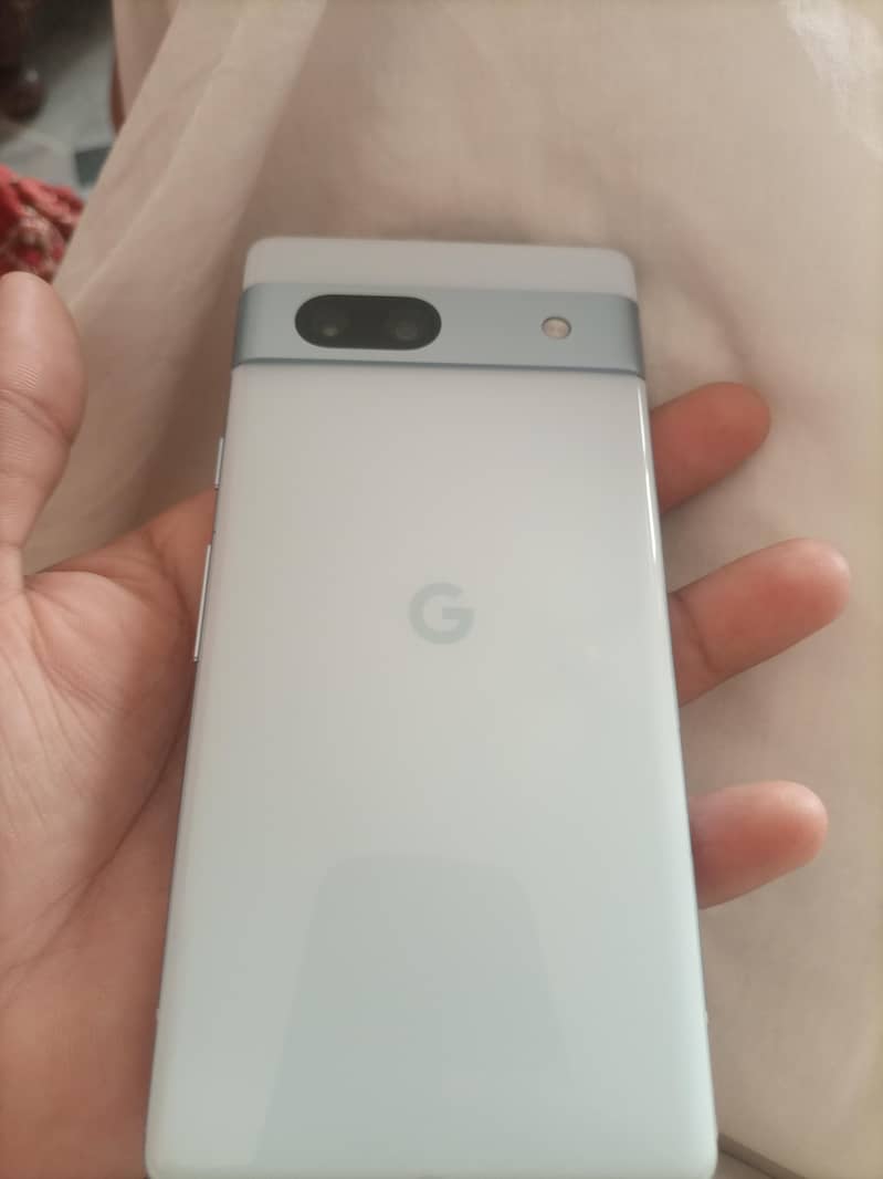Google Pixel 7a 1