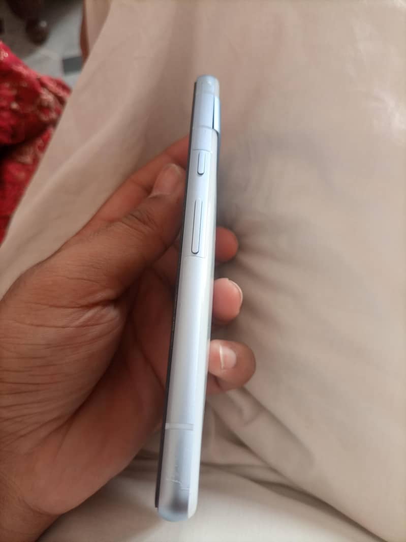 Google Pixel 7a 5