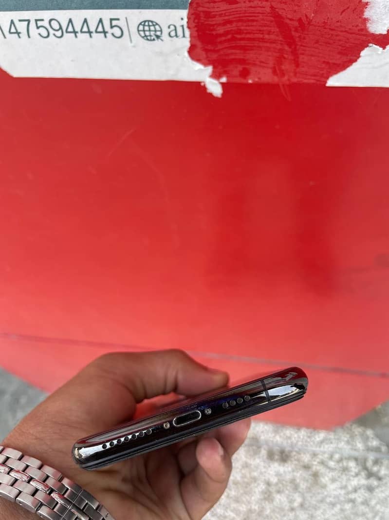 Apple iPhone 11 Pro Max 0