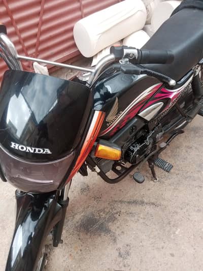 Honda pridor 2014 model Karachi number complete file seild engen
