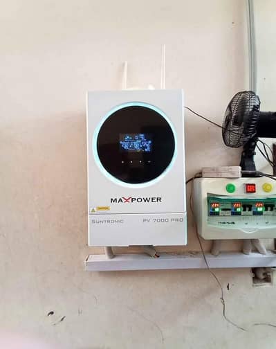Hybrid Inverter For Urgent Sale Max Power