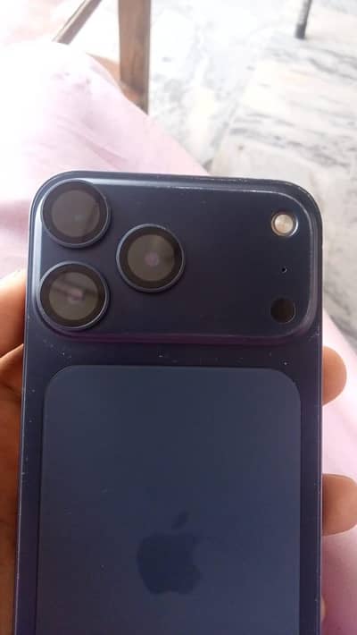 Apple iPhone XR convert 17pro max