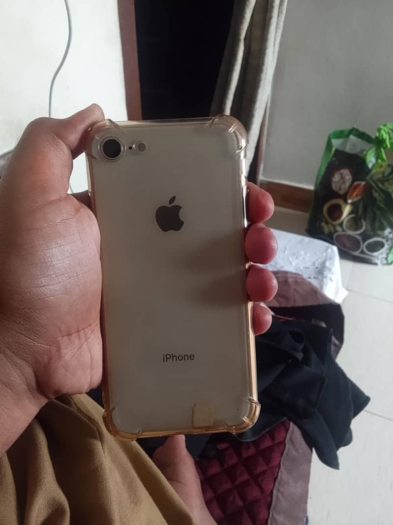 Apple iPhone 8 2