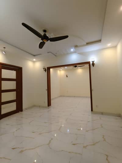10 Marla brand new full house available for rent in Lda avenue 1 lahor