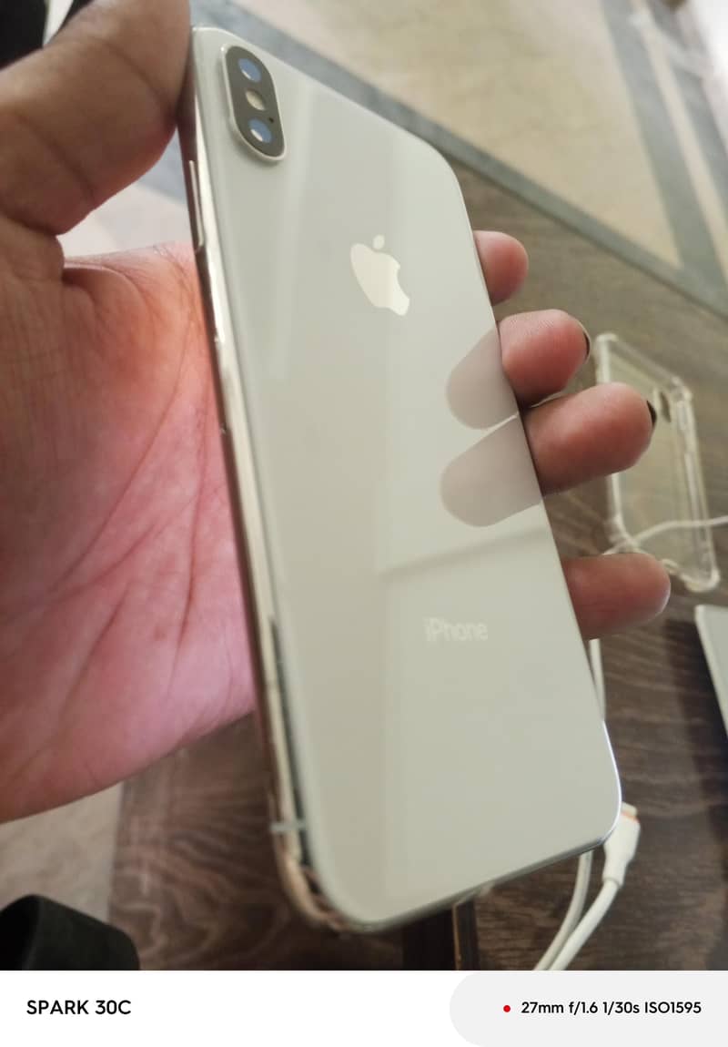 Apple iPhone X 1