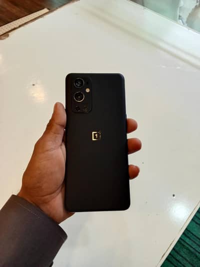 One Plus 9 Pro