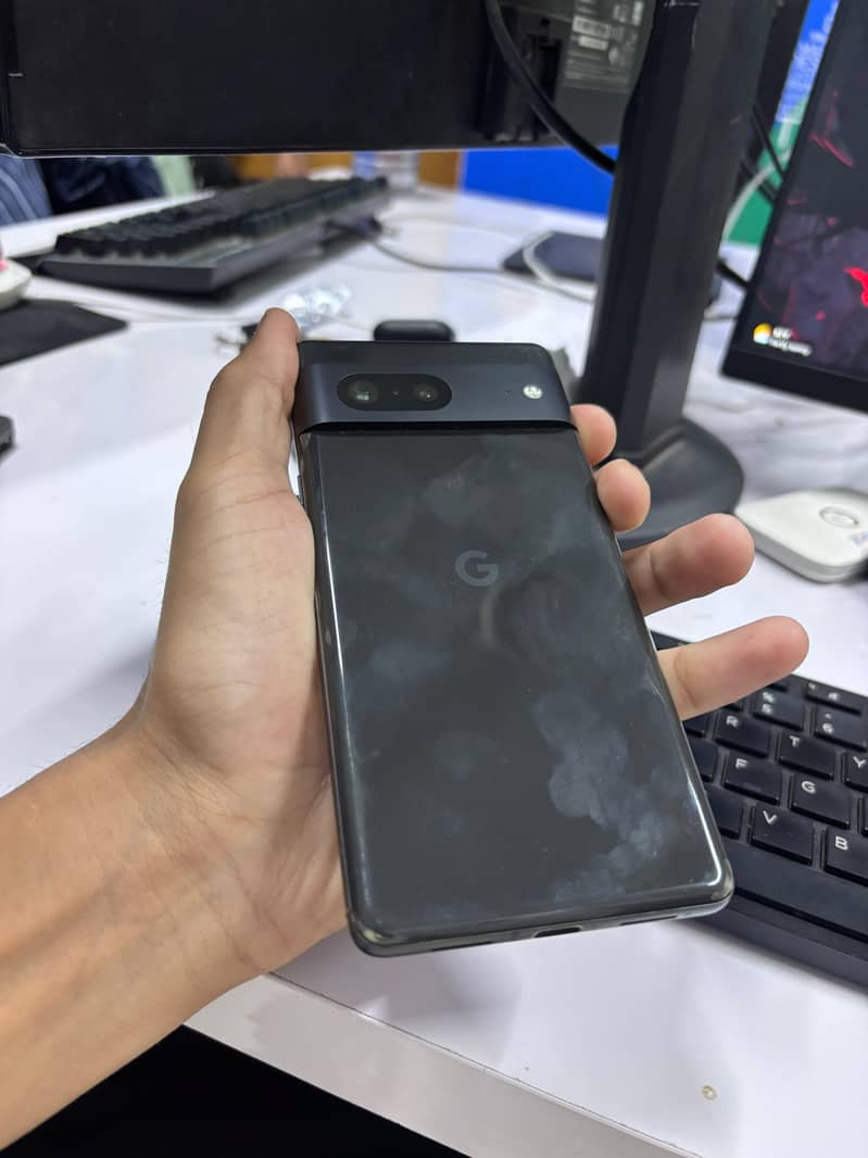 Google Pixel 7 3