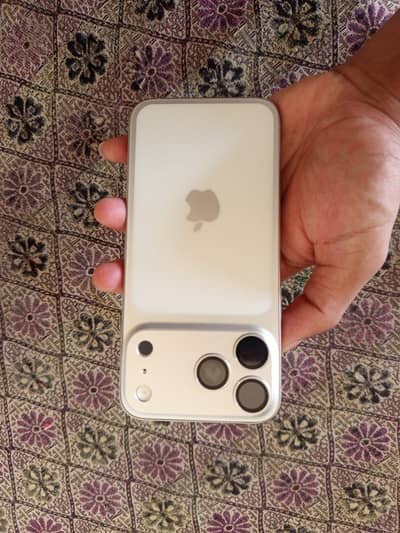 Apple iPhone 15 Pro Max white titanium