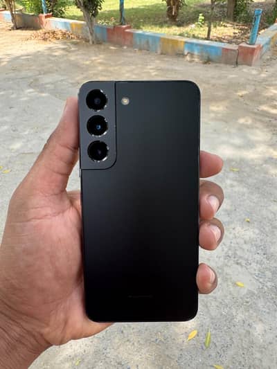 Samsung Mobile S22