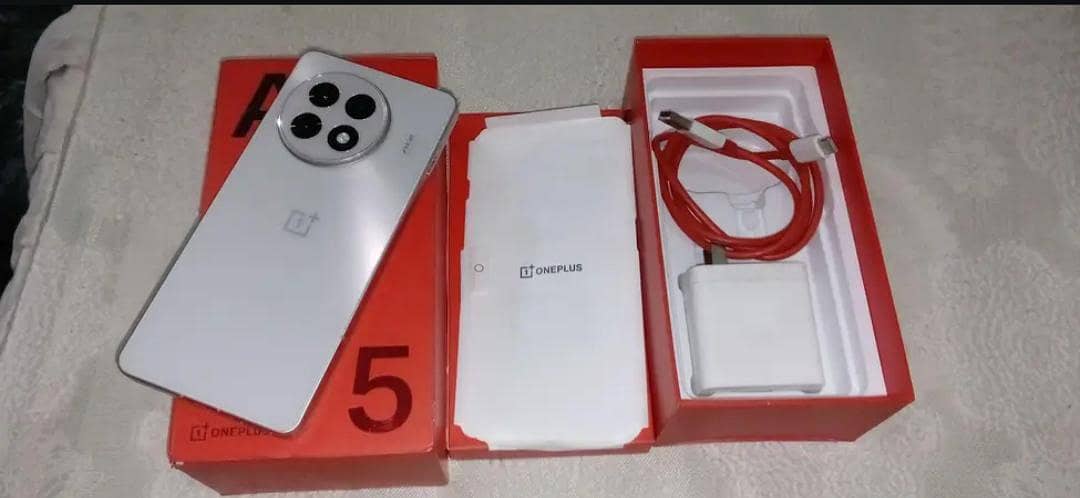 Oneplus 13R 1