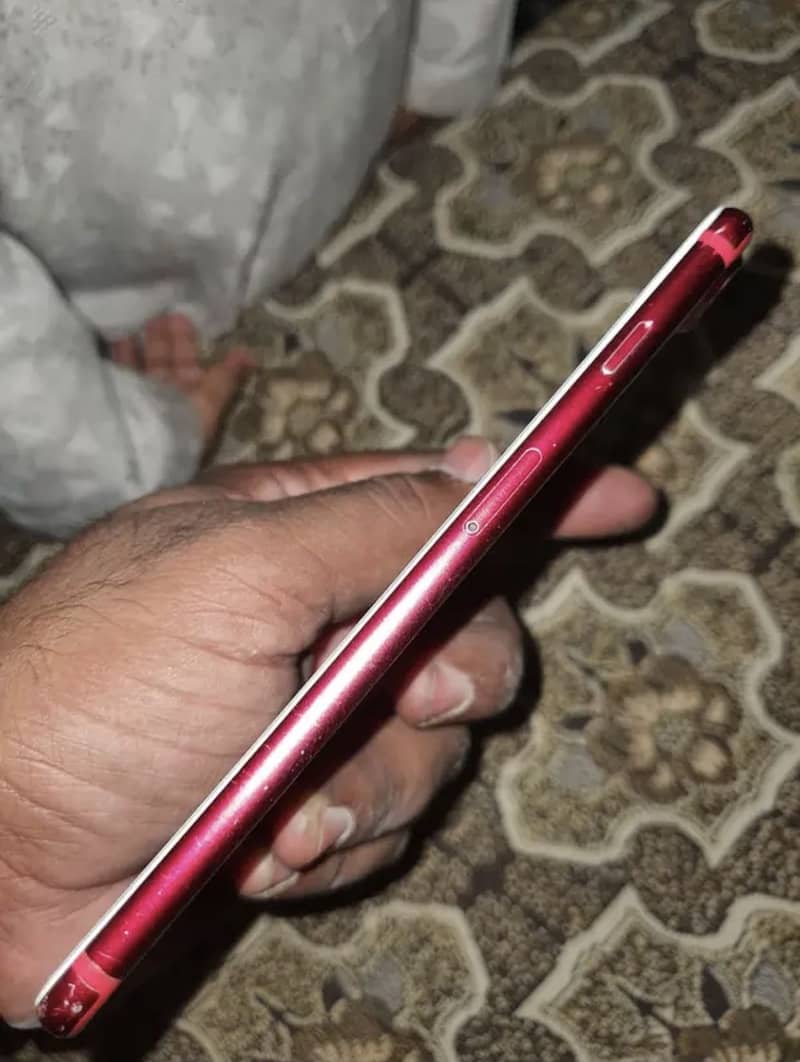 Apple iPhone 7 Plus 4