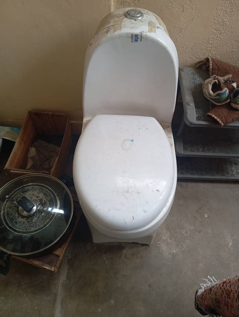 Commode 1