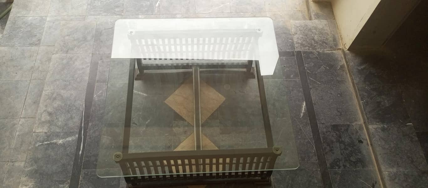 Bhra single Table sisha 2