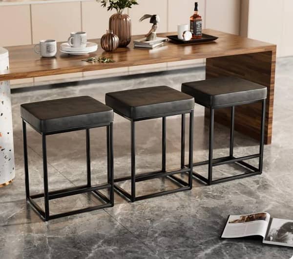 Modern Bar Stool  Comfortable Kitchen Seating for Breakfast Bars, Islands, Dining Areas, or Home Lounges, Stylish