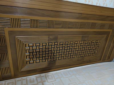 wooden king size bed with matress for sell
