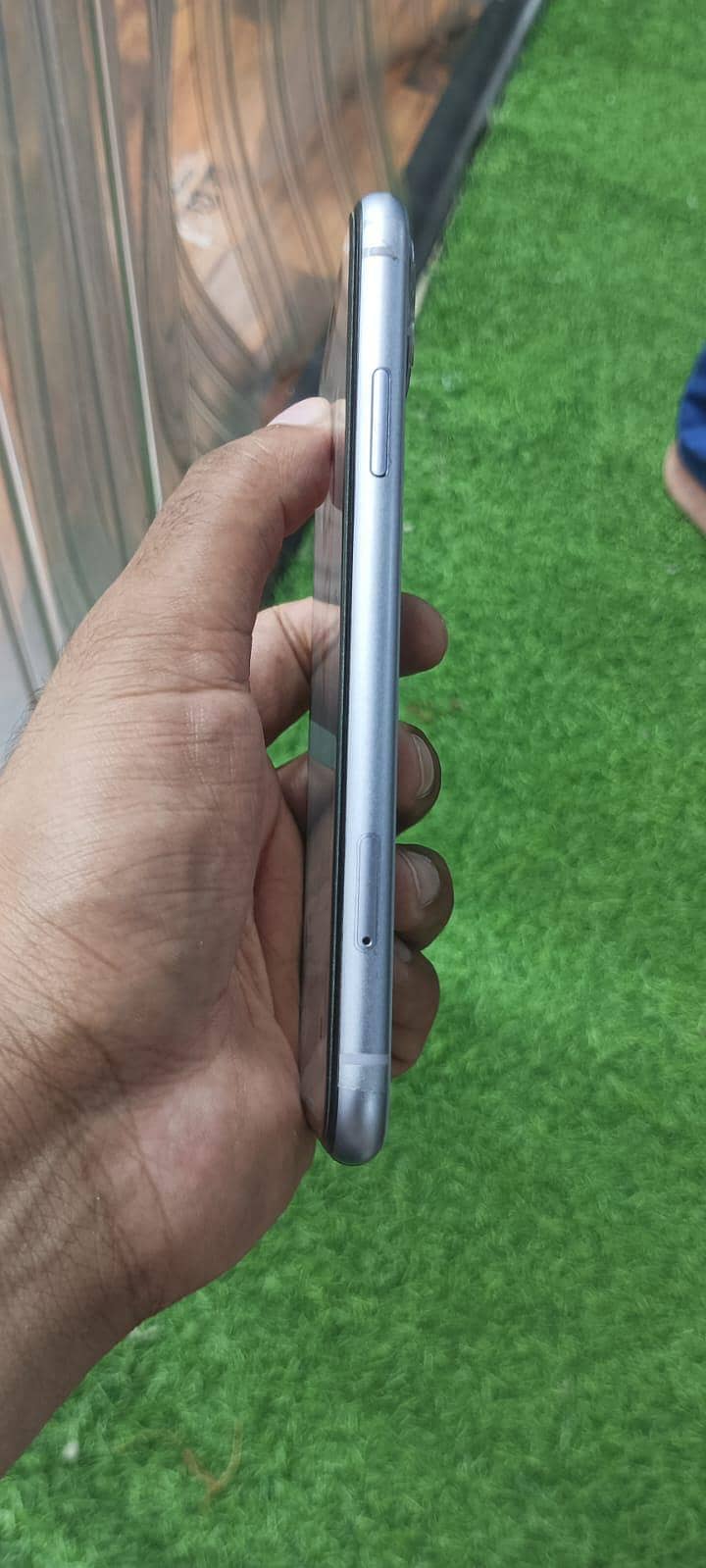 Apple iPhone 11 3