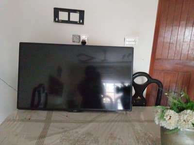 Sony KDL-42W950 TV – Working, Screen Not Displaying 40"