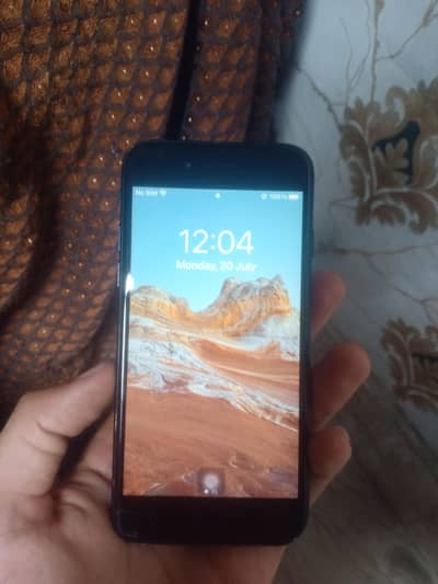 Apple iPhone 7