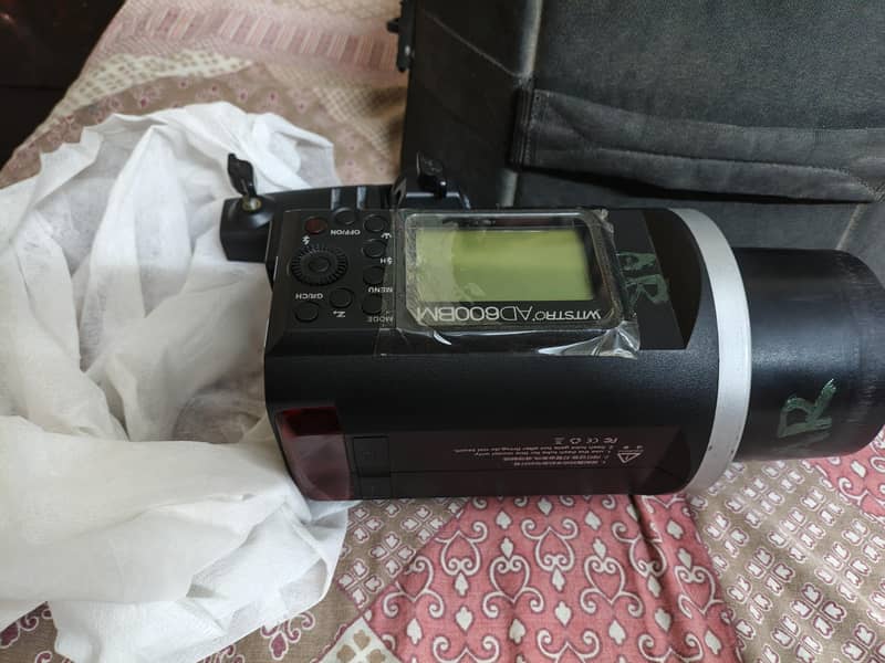 strobe bm 600 with Nikon trigger 0