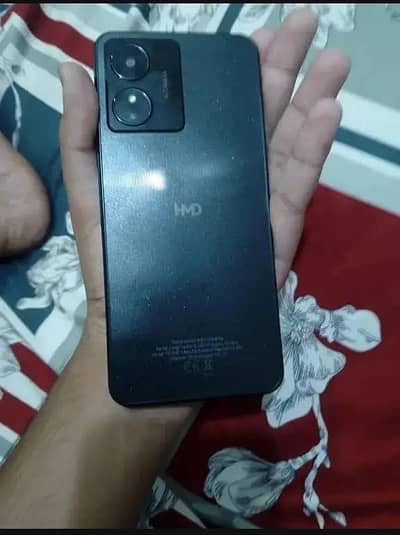 HMD Aura 2