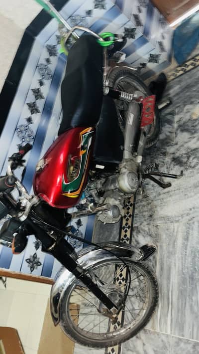 United bike hai kisi kism ka koi msla 10 by 10 condition all oki bike