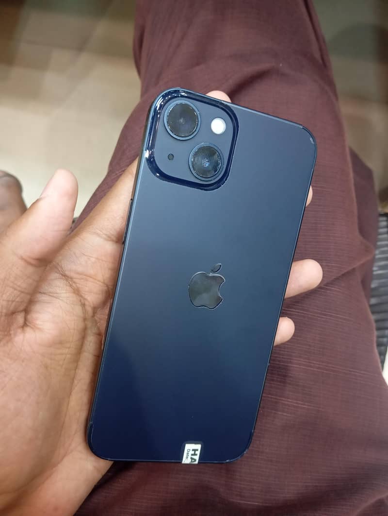 Apple iPhone 13 1