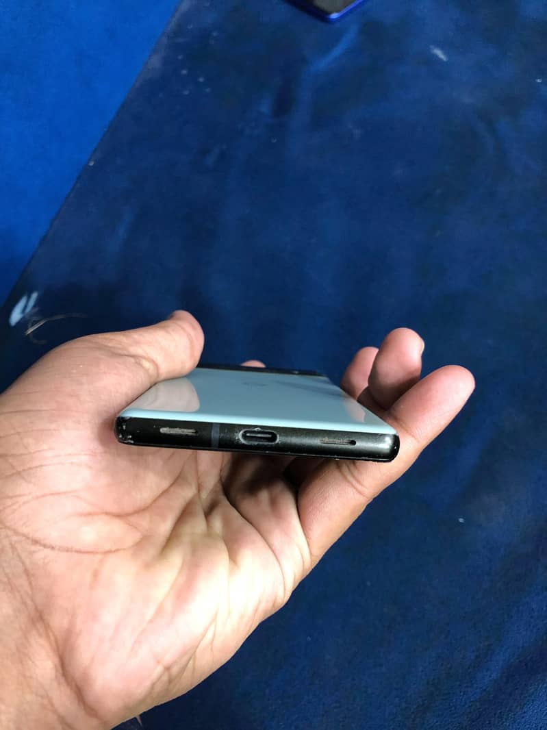 Google Pixel 6a 4
