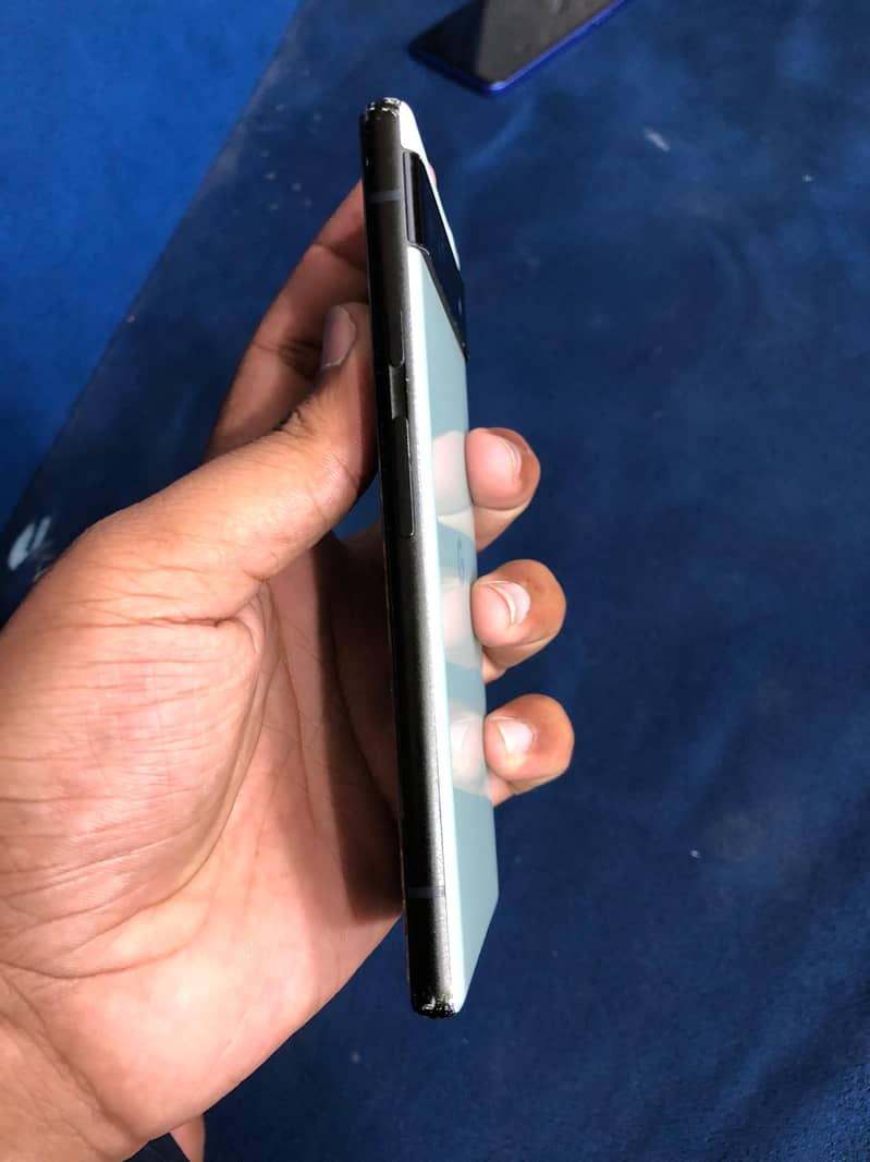 Google Pixel 6a 5