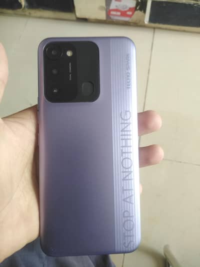 Tecno Spark 8C