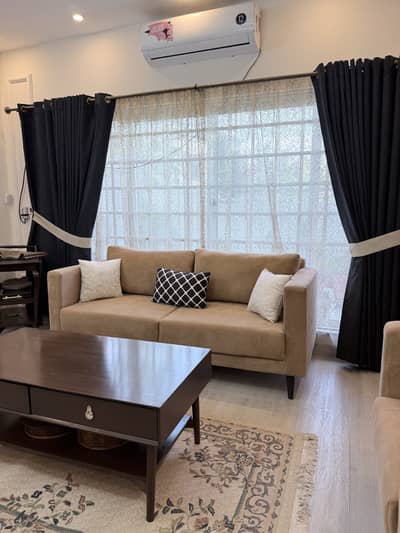 New 7 seater sofa set urgent sale
