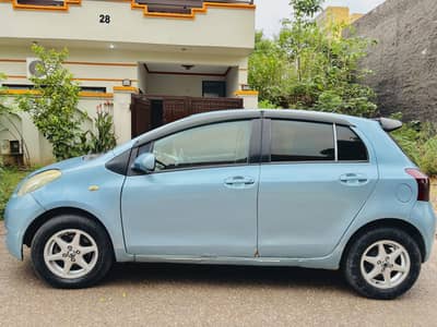 Toyota Vitz 2005