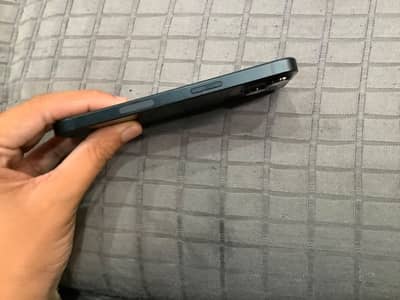 Iphone 13 blue color