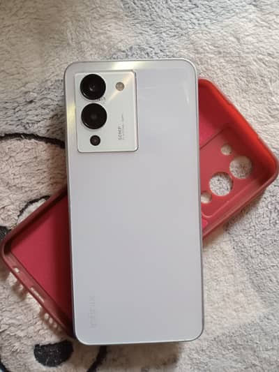 Infinix Hot 12