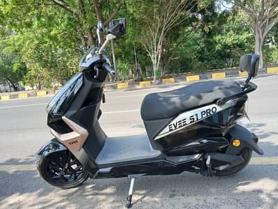 Evee S1 pro ELECTRIC SCOOTER
