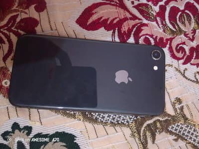 Apple iPhone 8